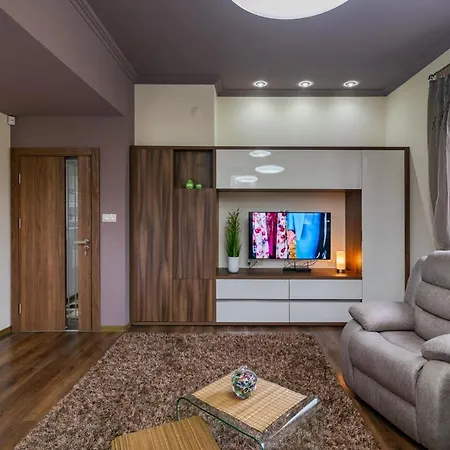 Apartment Cosy Luxury Flat In The Centrum- 90sqm - 3 Rooms.