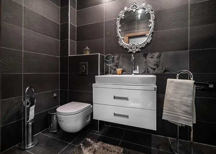 Appartement Cosy Luxury Flat In The Centrum- 90sqm - 3 Rooms. Varna