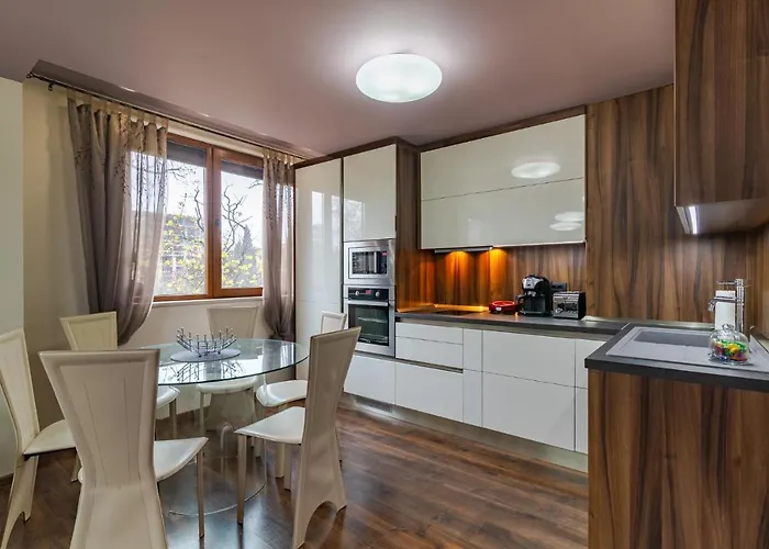 Appartement Cosy Luxury Flat In The Centrum- 90sqm - 3 Rooms. Varna