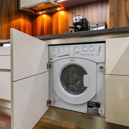 Апартаменты Cosy Luxury Flat In The Centrum- 90sqm - 3 Rooms.