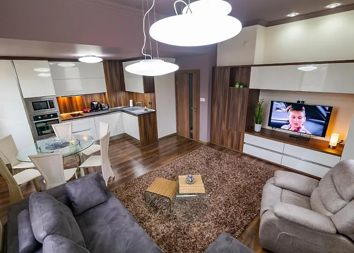 Apartment Cosy Luxury Flat In The Centrum- 90sqm - 3 Rooms. *